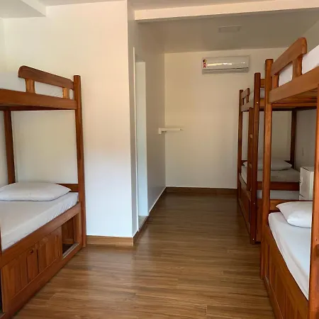 Lila Limao Hostel-3